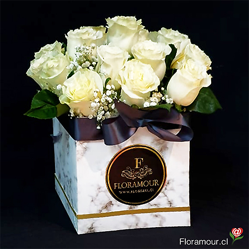 Diseño exclusivo Floramour Rosas Ecuatorianas Premium. Sólo Santiago. Seleccione color de rosas.