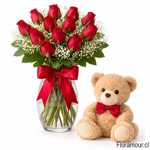 Florero de vidrio con 24 rosas, con oso de peluche tradicional.